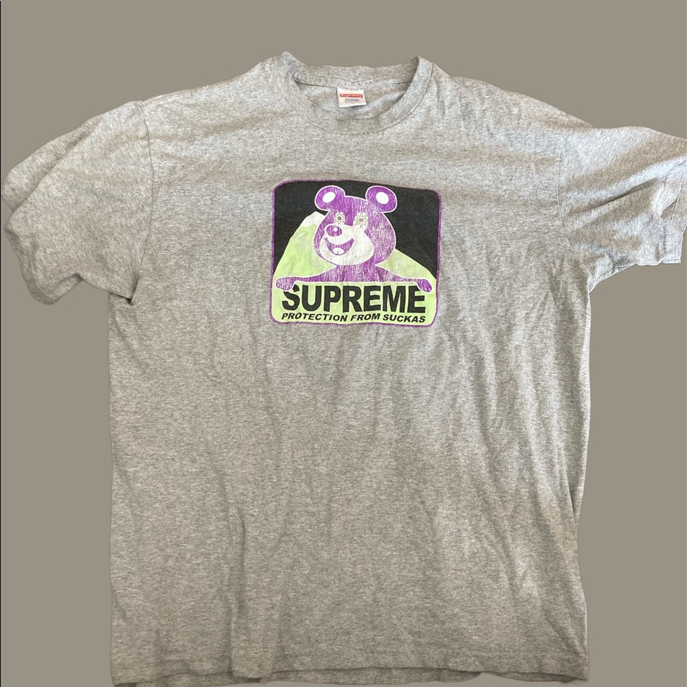 Supreme t shirt